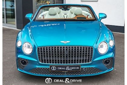 CONTINENTAL GTC AZURE V8 - TOPAZ BLUE BY MULLINER