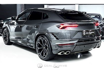 URUS PERFORMANTE – AD PERSONAM - AKRAPOVIC