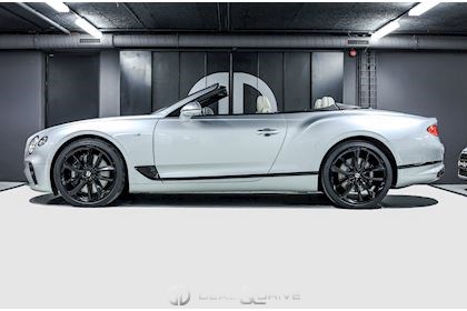 CONTINENTAL GTC V8 – BLACKLINE SPECIFICATION - MOONBEAM METALLIC