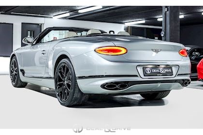 CONTINENTAL GTC V8 – BLACKLINE SPECIFICATION - MOONBEAM METALLIC