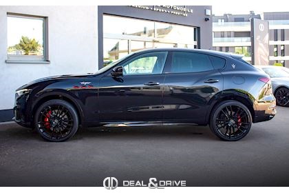 LEVANTE 3.8 V8 BI-TURBO TROFEO 580 CH - NERO ASSOLUTO