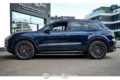 CAYENNE GTS TIPTRONIC PACK SPORTDESIGN NOIR MY25 - BLEU ALGARVE