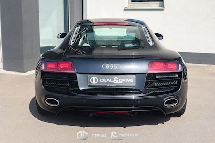 R8 COUPE V10 5.2 FSI QUATTRO R-TRONIC - PHANTOM BLACK
