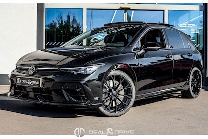 GOLF 8.5 R 2.0 TSI 4MOTION BLACK EDITION – WARRANTY 07/2028