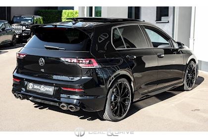GOLF 8.5 R 2.0 TSI 4MOTION BLACK EDITION – WARRANTY 07/2028