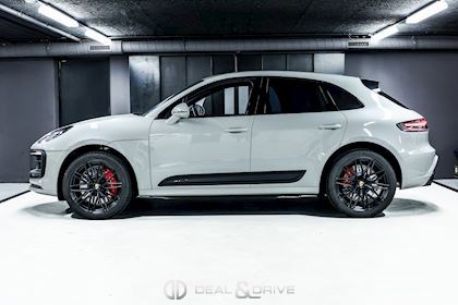 MACAN III GTS PDK – CRAYON