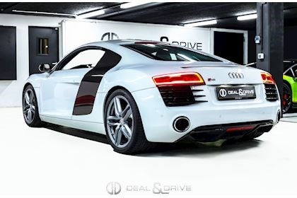 R8 COUPE V8 4.2 FSI QUATTRO S-TRONIC - SUZUKAGRAU METALLIC