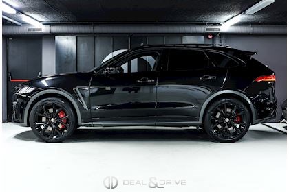 F-PACE 5.0 SUPERCHARGED P550 SVR AWD – SANTORINI BLACK METALLIC